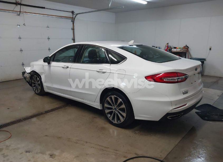 Photo 3 of 2020 Ford Fusion SE (VIN 3FA6P0T90LR173222)