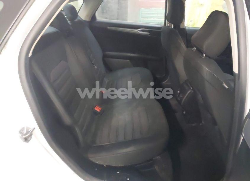 Photo 8 of 2020 Ford Fusion SE (VIN 3FA6P0T90LR173222)