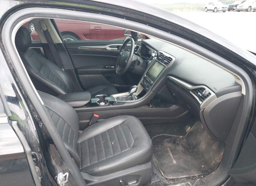 Photo 5 of 2016 Ford Fusion SE (VIN 3FA6P0T91GR107428)