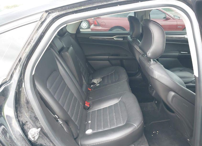 Photo 8 of 2016 Ford Fusion SE (VIN 3FA6P0T91GR107428)