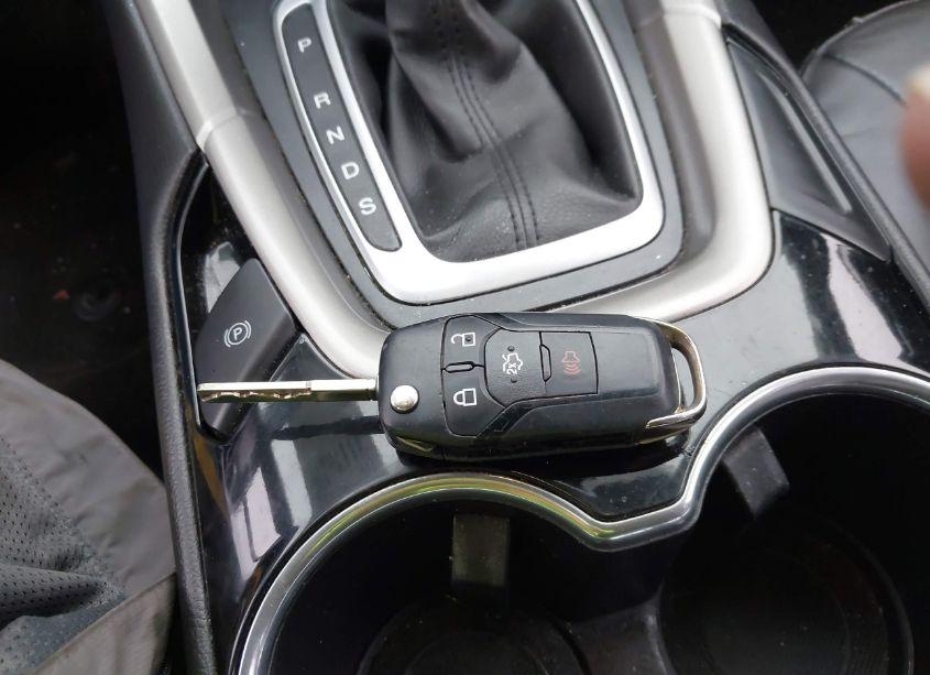 Photo 11 of 2016 Ford Fusion SE (VIN 3FA6P0T91GR113178)