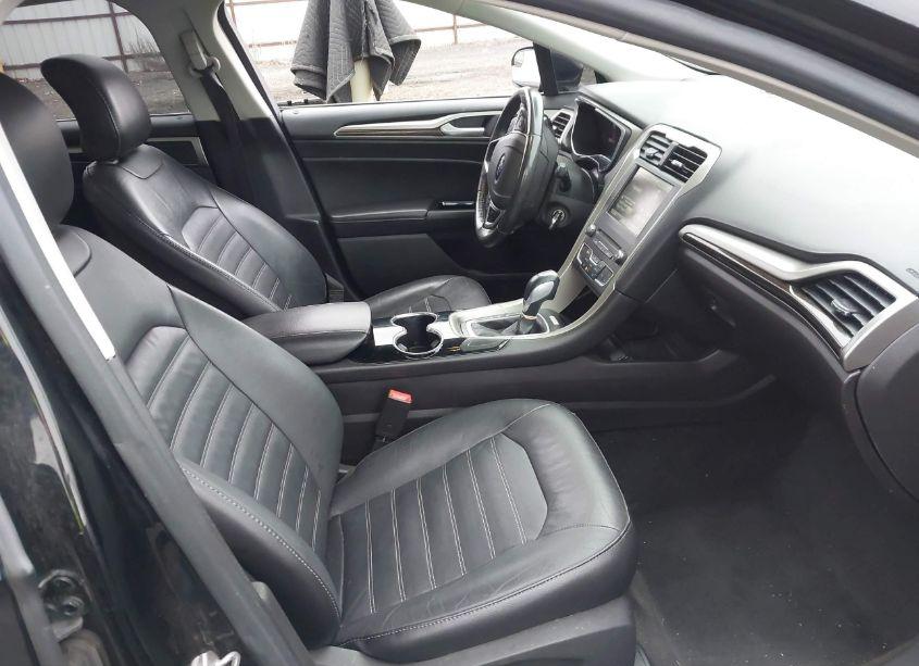 Photo 5 of 2016 Ford Fusion SE (VIN 3FA6P0T91GR113178)