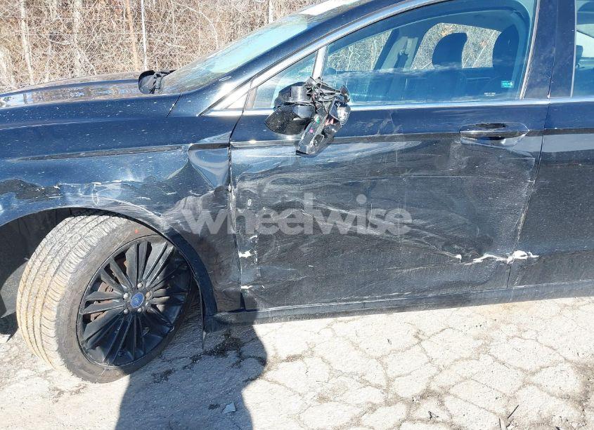 Photo 17 of 2016 Ford Fusion SE (VIN 3FA6P0T91GR162204)