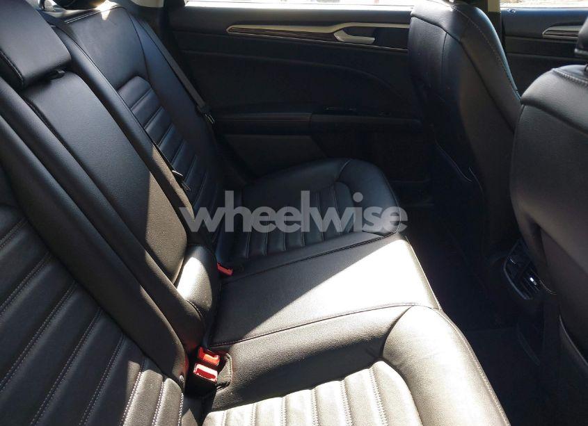 Photo 8 of 2016 Ford Fusion SE (VIN 3FA6P0T91GR162204)