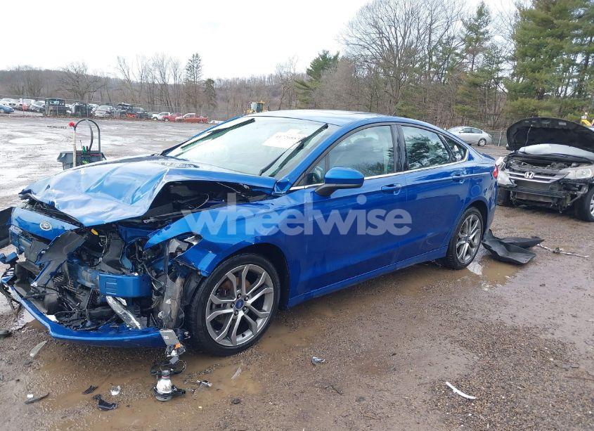 Photo 2 of 2017 Ford Fusion SE (VIN 3FA6P0T91HR333731)