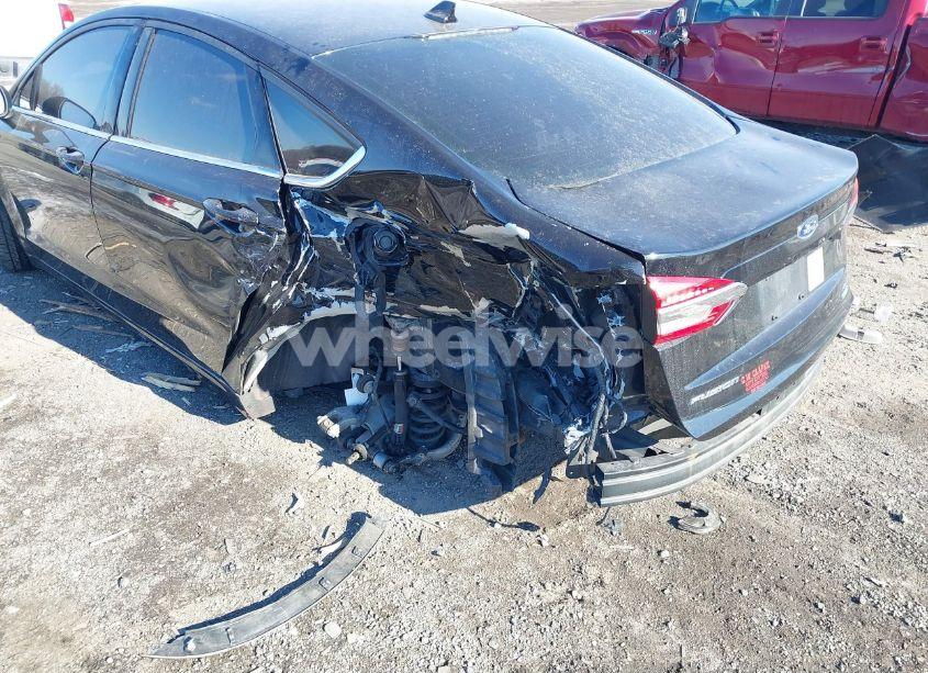Photo 6 of 2019 Ford Fusion SE (VIN 3FA6P0T91KR274803)