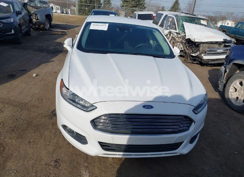 Photo 12 of 2016 Ford Fusion SE (VIN 3FA6P0T92GR317441)