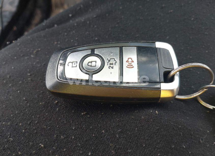 Photo 11 of 2017 Ford Fusion SE (VIN 3FA6P0T92HR226915)