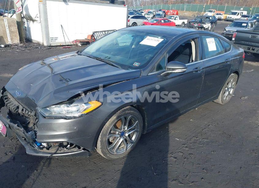 Photo 2 of 2017 Ford Fusion SE (VIN 3FA6P0T92HR226915)