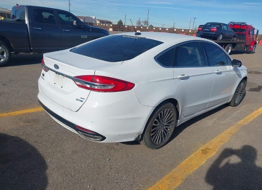 Photo 4 of 2017 Ford Fusion SE (VIN 3FA6P0T92HR264399)