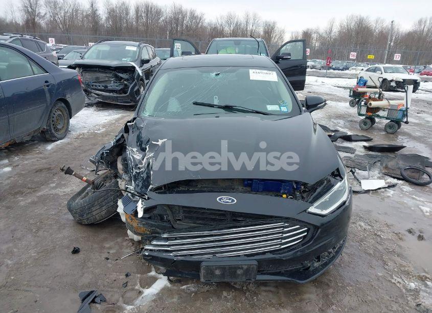 Photo 13 of 2017 Ford Fusion SE (VIN 3FA6P0T92HR389015)
