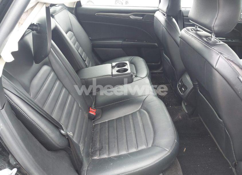 Photo 8 of 2017 Ford Fusion SE (VIN 3FA6P0T92HR389015)