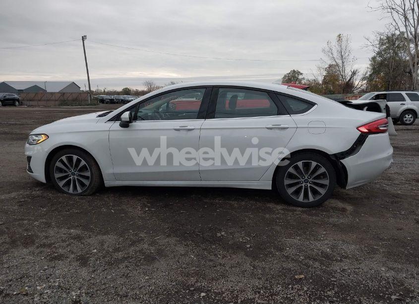 Photo 15 of 2020 Ford Fusion SE (VIN 3FA6P0T92LR225322)
