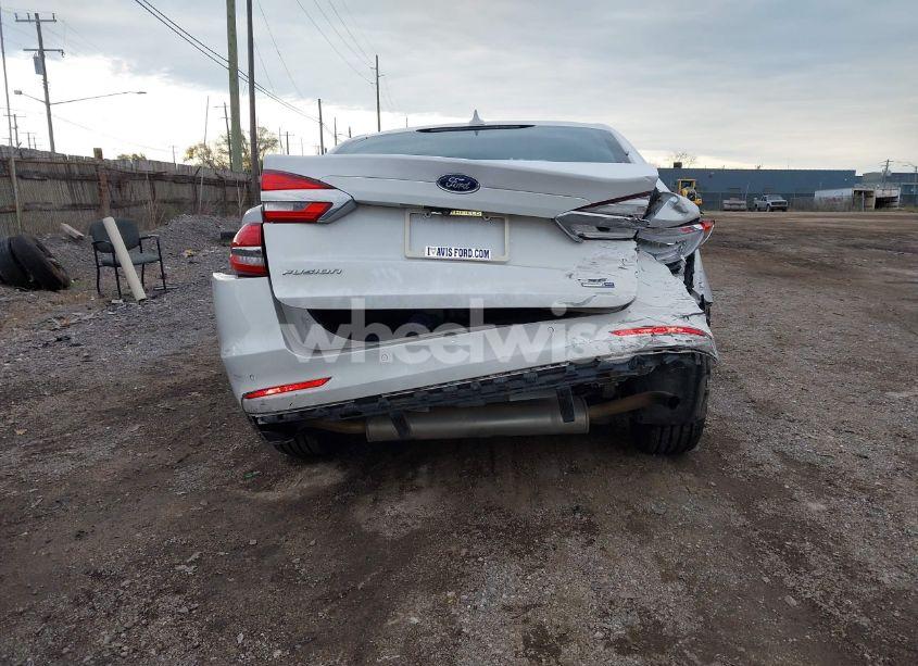 Photo 17 of 2020 Ford Fusion SE (VIN 3FA6P0T92LR225322)