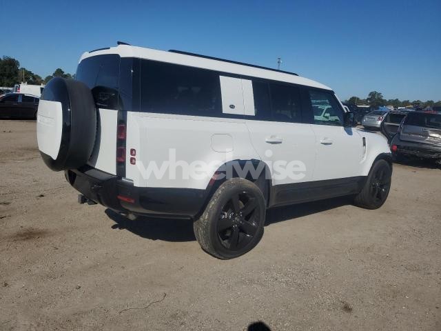 Photo 9 of 2024 LAND ROVER DEFENDER 130 X-DYNAMIC SE (VIN 3FA6P0T93FR210607)