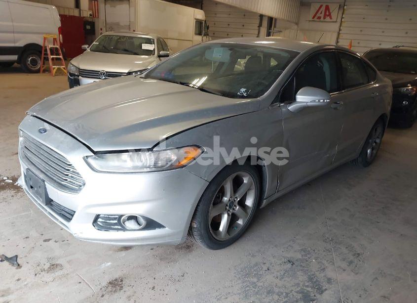 Photo 2 of 2015 Ford Fusion SE (VIN 3FA6P0T93FR286327)