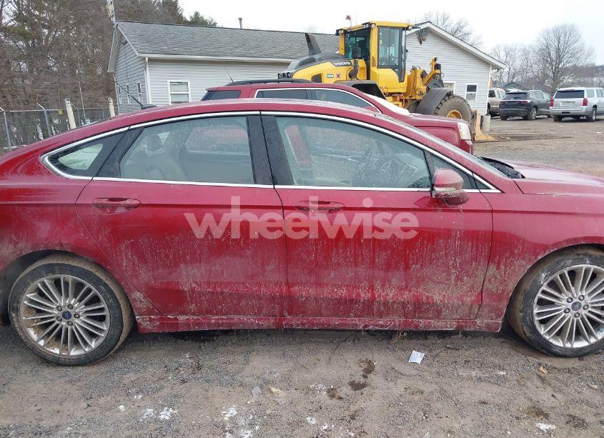 Photo 13 of 2016 Ford Fusion SE (VIN 3FA6P0T93GR141824)