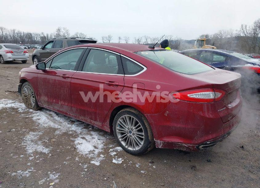 Photo 3 of 2016 Ford Fusion SE (VIN 3FA6P0T93GR141824)