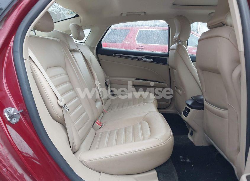 Photo 8 of 2016 Ford Fusion SE (VIN 3FA6P0T93GR141824)