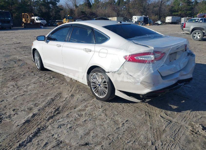 Photo 3 of 2016 Ford Fusion SE (VIN 3FA6P0T93GR300390)