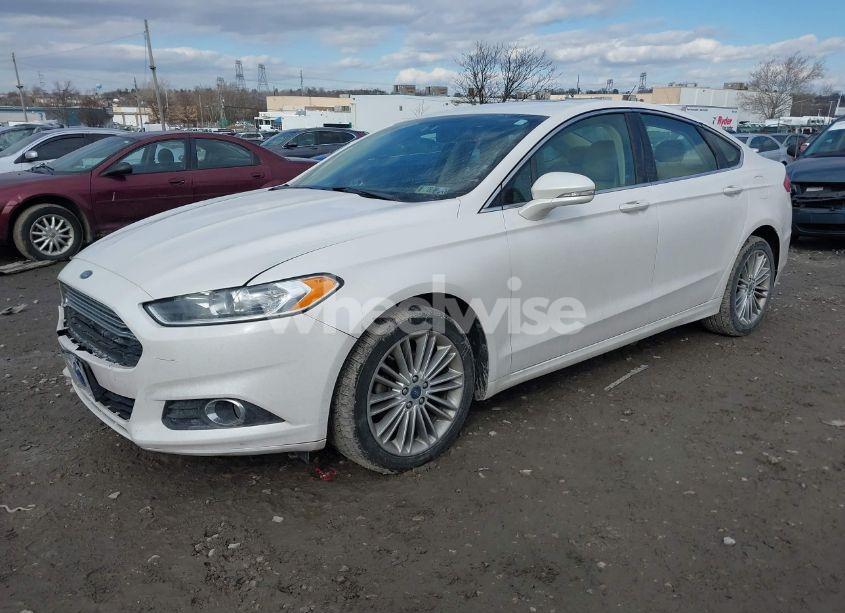 Photo 2 of 2016 Ford Fusion SE (VIN 3FA6P0T93GR348990)
