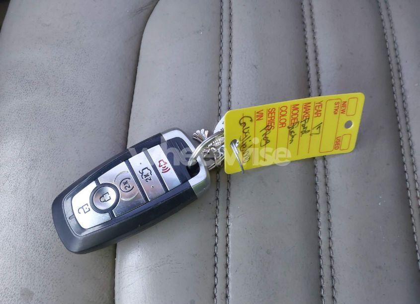 Photo 11 of 2017 Ford Fusion SE (VIN 3FA6P0T93HR198221)