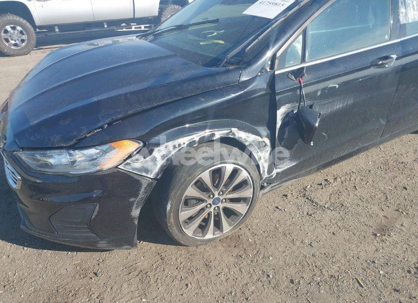 Photo 6 of 2019 Ford Fusion SE (VIN 3FA6P0T93KR253645)