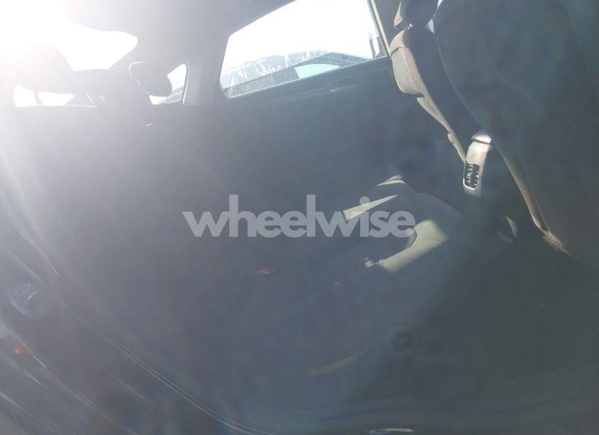 Photo 8 of 2019 Ford Fusion SE (VIN 3FA6P0T93KR253645)