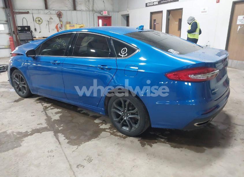 Photo 3 of 2020 Ford Fusion SE (VIN 3FA6P0T93LR202096)