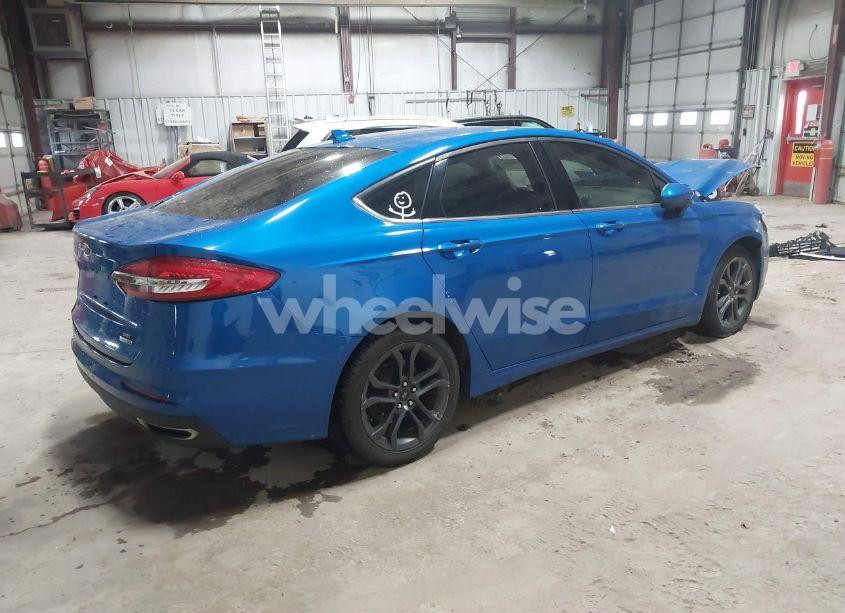 Photo 4 of 2020 Ford Fusion SE (VIN 3FA6P0T93LR202096)