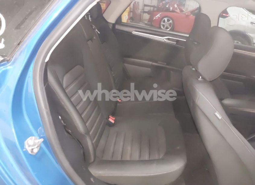 Photo 8 of 2020 Ford Fusion SE (VIN 3FA6P0T93LR202096)