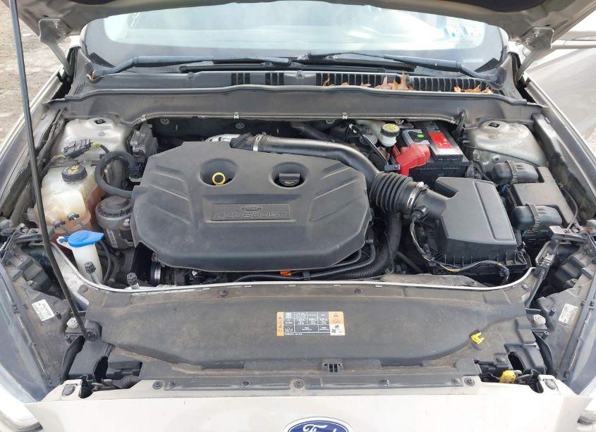 Photo 10 of 2015 Ford Fusion SE (VIN 3FA6P0T94FR241459)