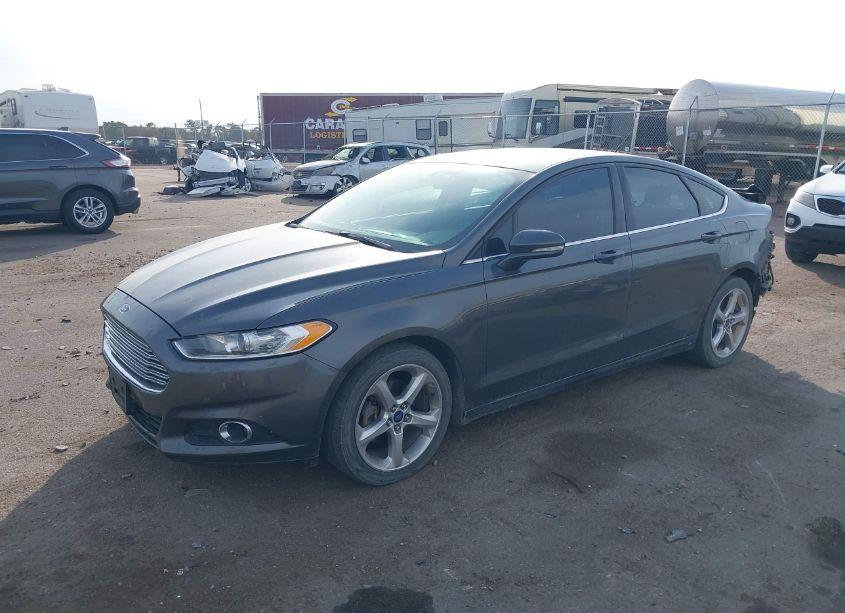 Photo 2 of 2016 Ford Fusion SE (VIN 3FA6P0T94GR234013)
