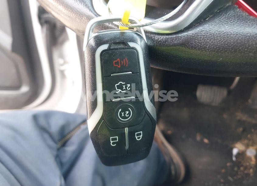 Photo 11 of 2016 Ford Fusion SE (VIN 3FA6P0T94GR270834)