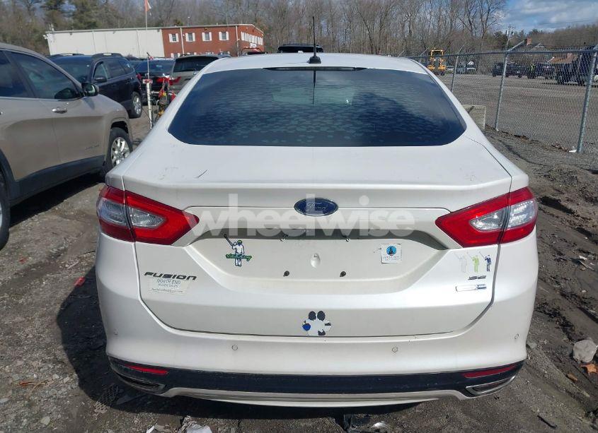 Photo 16 of 2016 Ford Fusion SE (VIN 3FA6P0T94GR270834)