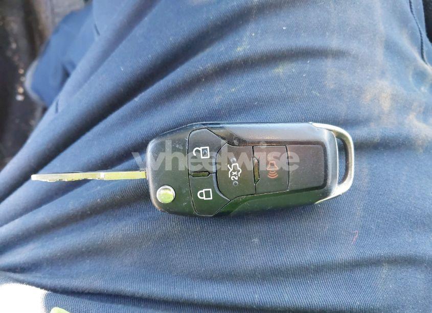 Photo 11 of 2016 Ford Fusion SE (VIN 3FA6P0T94GR277430)