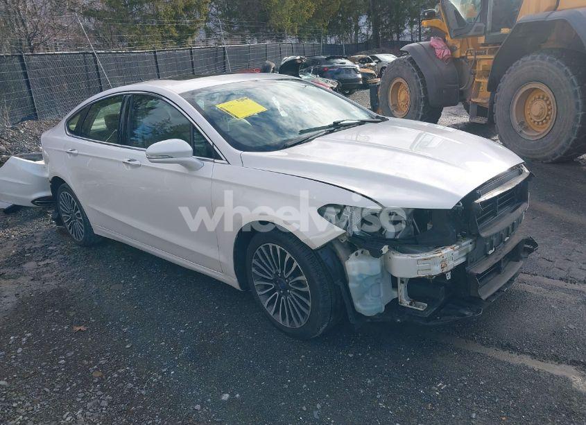2017 Ford Fusion SE (VIN 3FA6P0T94HR268373) main photo