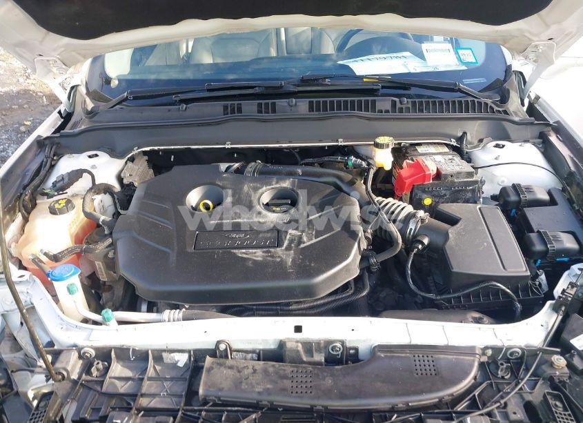 Photo 10 of 2017 Ford Fusion SE (VIN 3FA6P0T94HR268373)