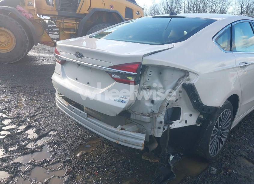 Photo 6 of 2017 Ford Fusion SE (VIN 3FA6P0T94HR268373)