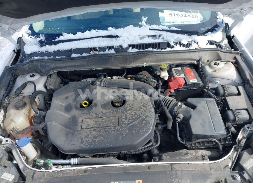 Photo 10 of 2017 Ford Fusion SE (VIN 3FA6P0T94HR412696)