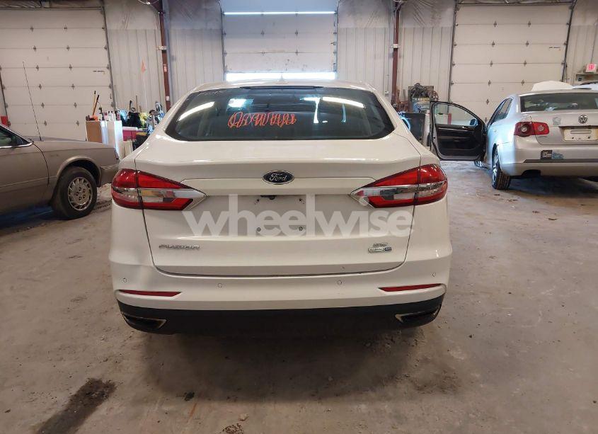 Photo 17 of 2020 Ford Fusion SE (VIN 3FA6P0T94LR179878)