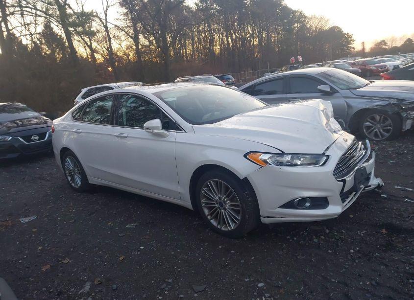 2015 Ford Fusion SE (VIN 3FA6P0T95FR202136) main photo