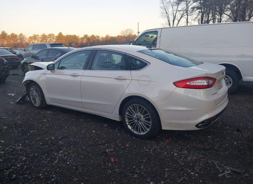 Photo 3 of 2015 Ford Fusion SE (VIN 3FA6P0T95FR202136)