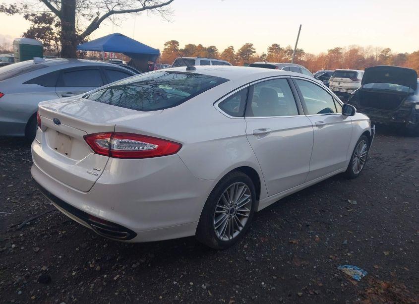 Photo 4 of 2015 Ford Fusion SE (VIN 3FA6P0T95FR202136)