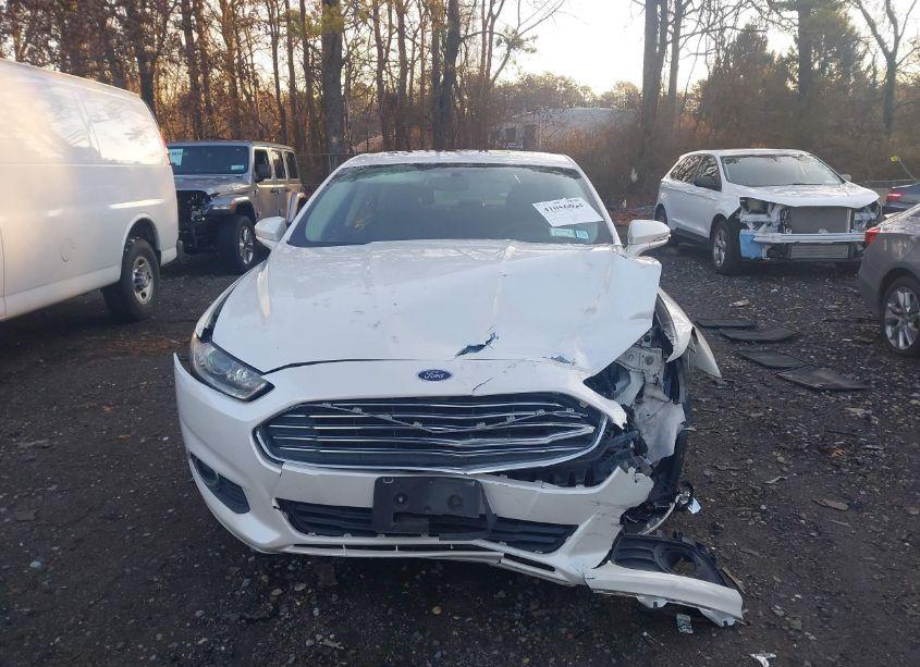 Photo 6 of 2015 Ford Fusion SE (VIN 3FA6P0T95FR202136)