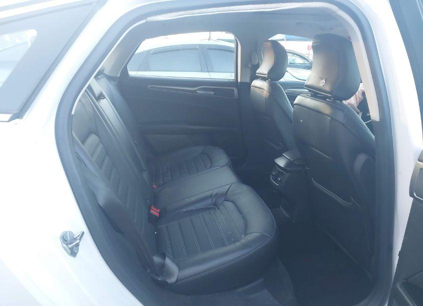 Photo 8 of 2015 Ford Fusion SE (VIN 3FA6P0T95FR202136)