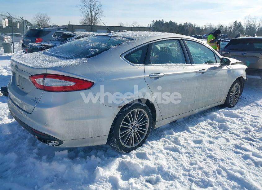Photo 4 of 2015 Ford Fusion SE (VIN 3FA6P0T95FR217655)