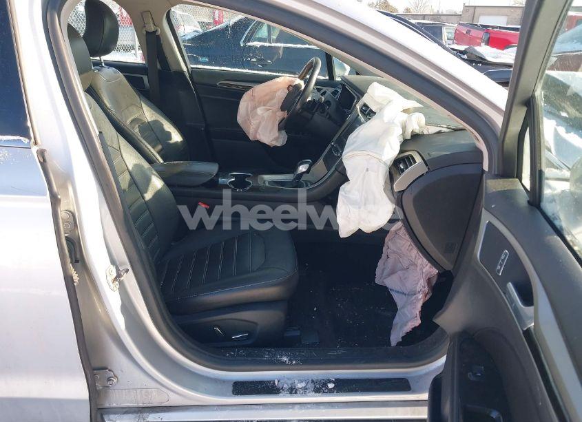 Photo 5 of 2015 Ford Fusion SE (VIN 3FA6P0T95FR217655)