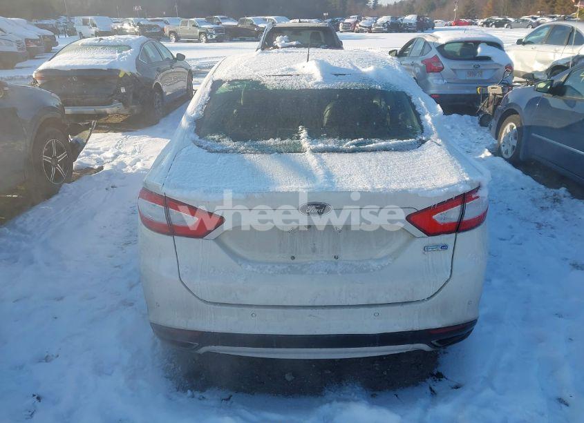 Photo 16 of 2016 Ford Fusion SE (VIN 3FA6P0T95GR128492)