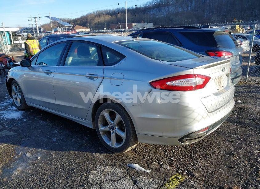 Photo 3 of 2016 Ford Fusion SE (VIN 3FA6P0T95GR325548)